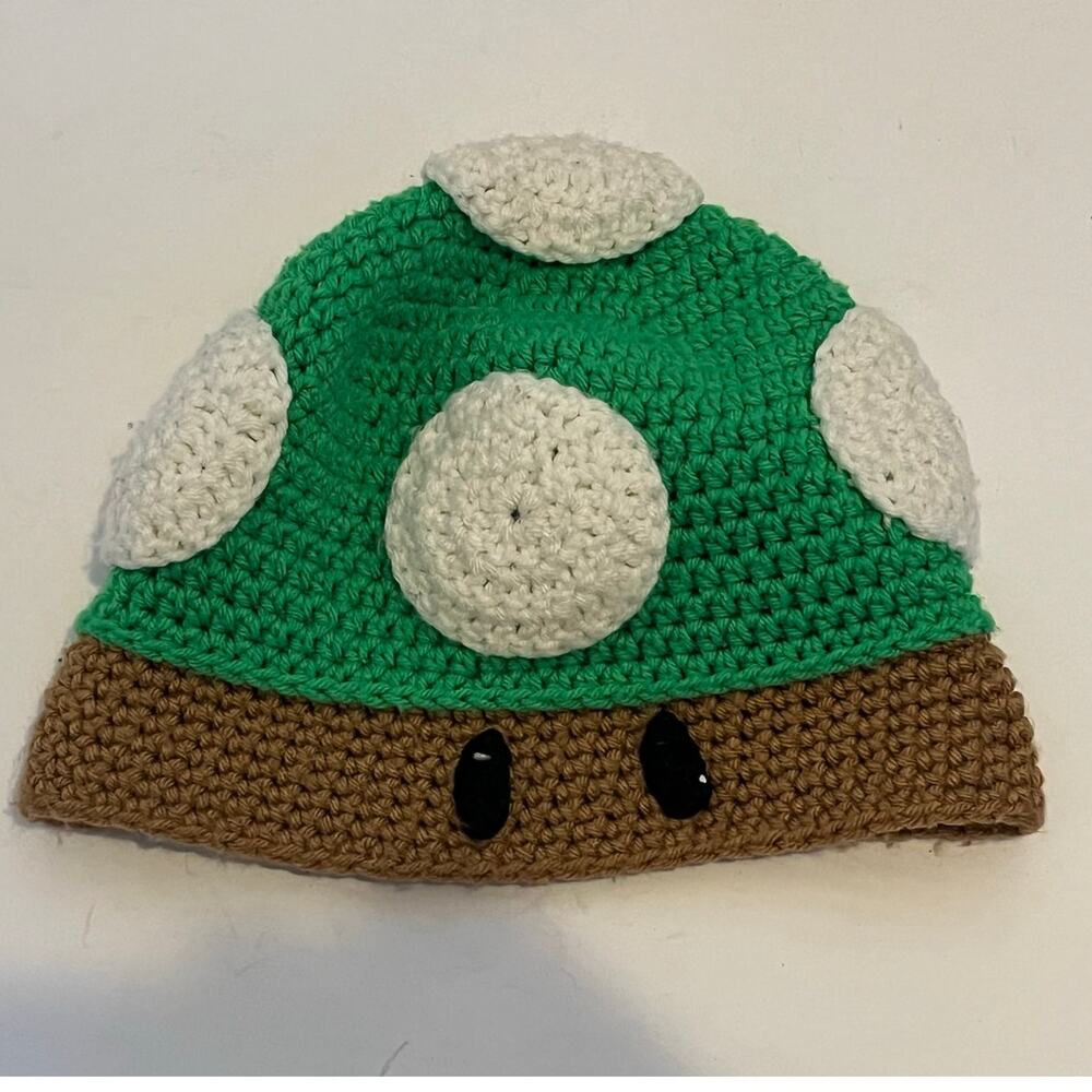 Green Mario Mushroom Crochet Hat - Picture 2 of 4